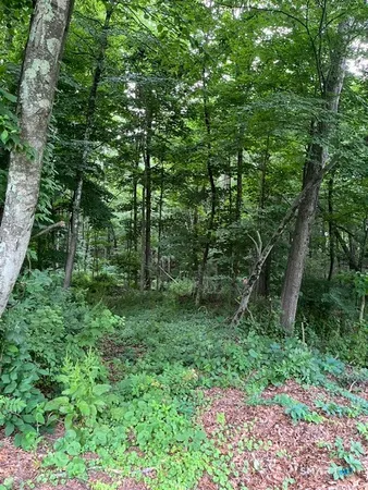$214,900 | 22 1/2 Country Ridge Road, Danbury, CT 06811
