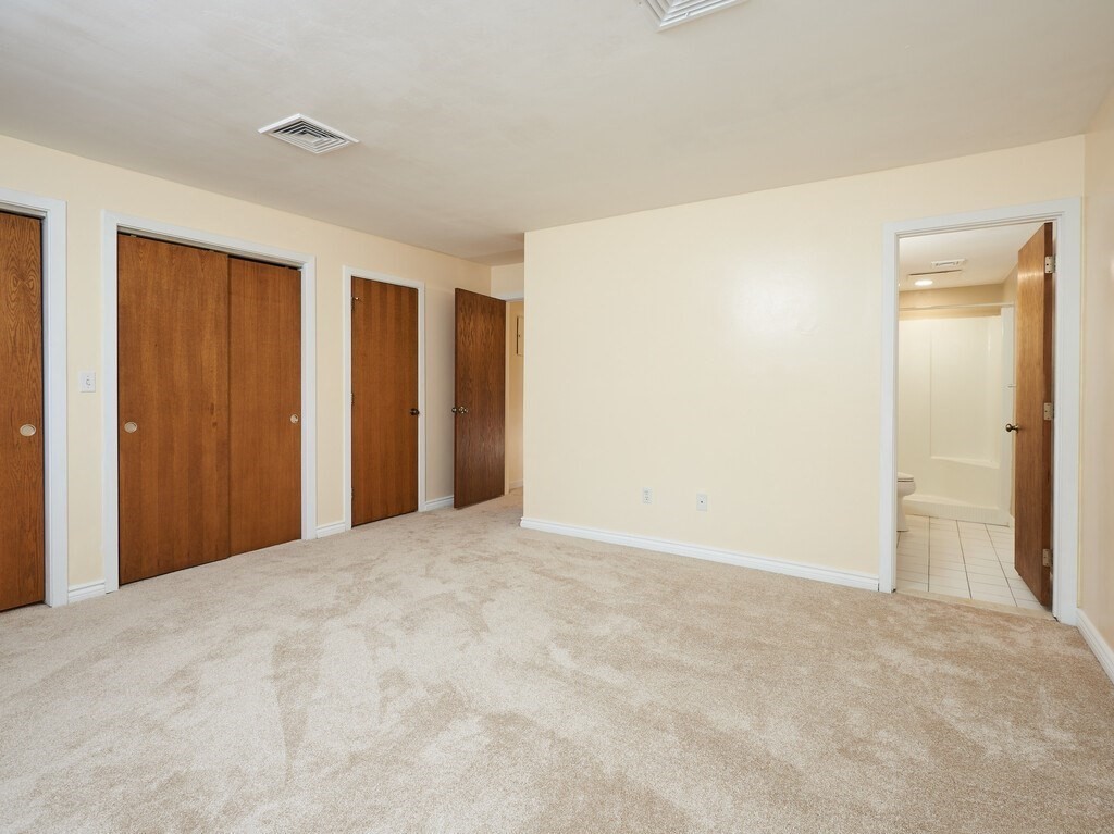 330 Sunderland Road, Unit 14 Worcester, MA 01604 - Photo 13 of 30 Gallery Image 13