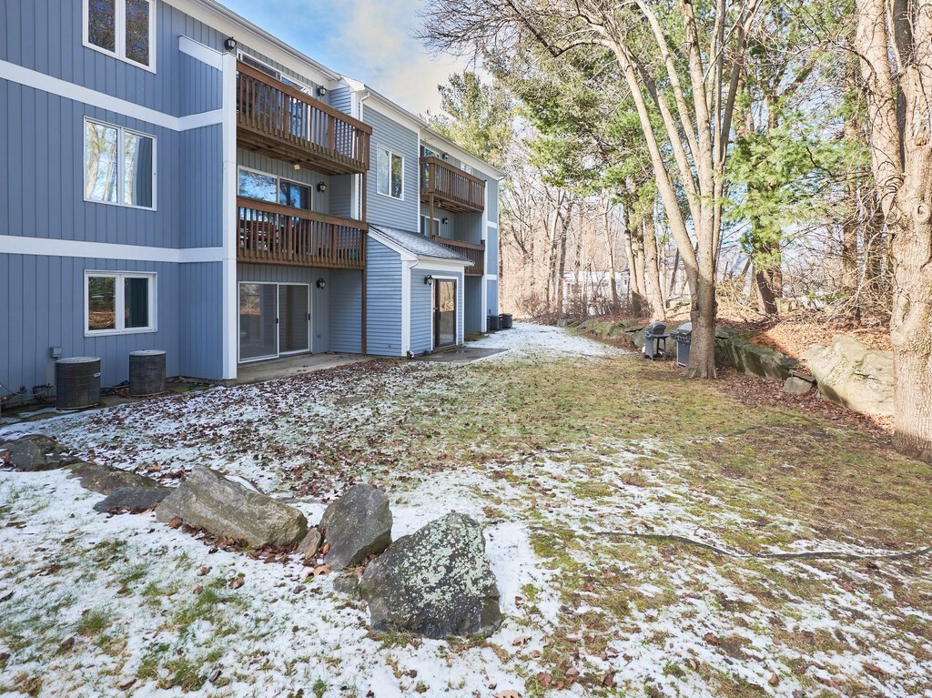 330 Sunderland Road, Unit 14 Worcester, MA 01604 - Photo 23 of 30 Gallery Image 23