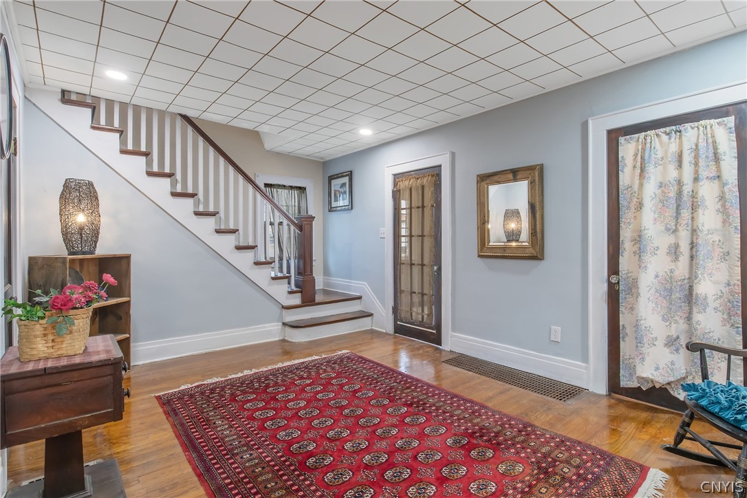 140 Ruth Avenue Syracuse, NY 13210 - Photo 11 of 34