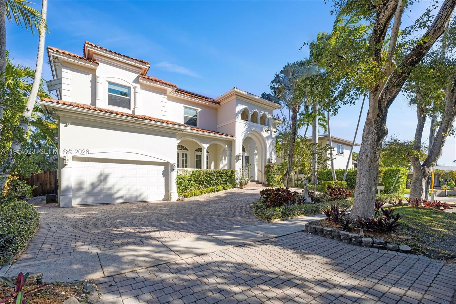 2125 Ixora Road North Miami, FL 33181 - Photo 2 of 75