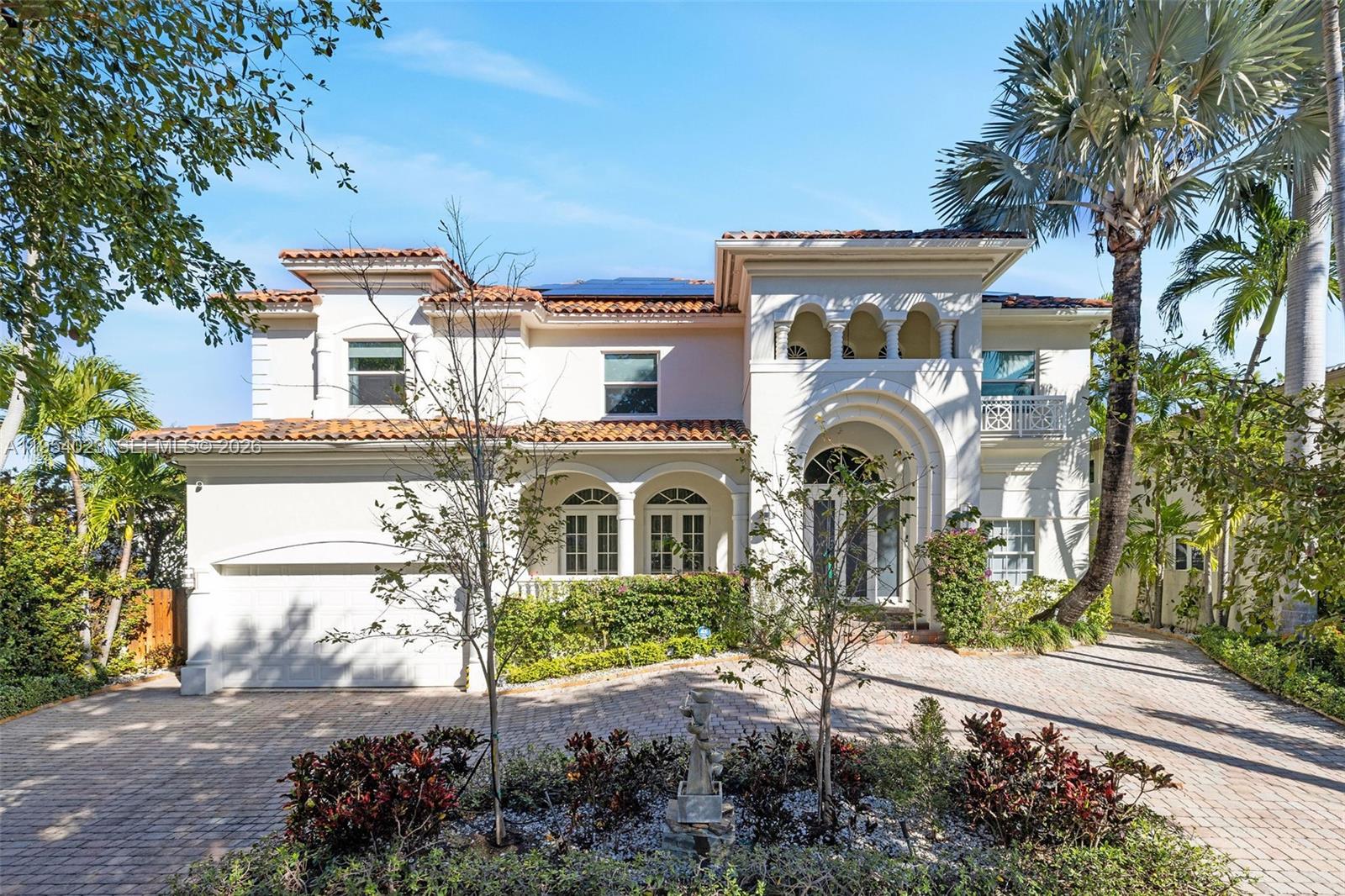 2125 Ixora Road North Miami, FL 33181 - Photo 3 of 75