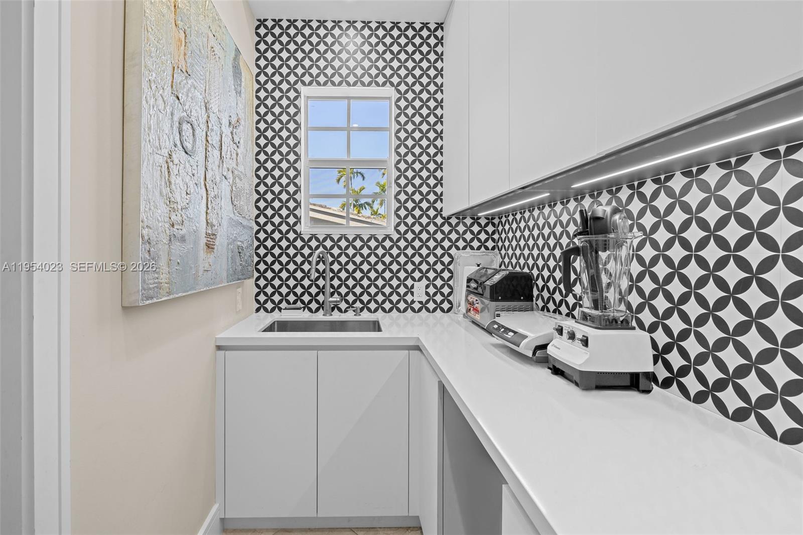 2125 Ixora Road North Miami, FL 33181 - Photo 72 of 75