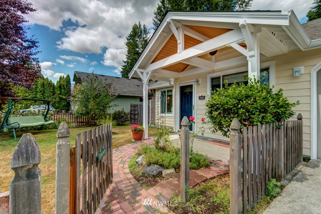 22503 20th Avenue Southeast Bothell, WA 98021 - Photo 2 of 18