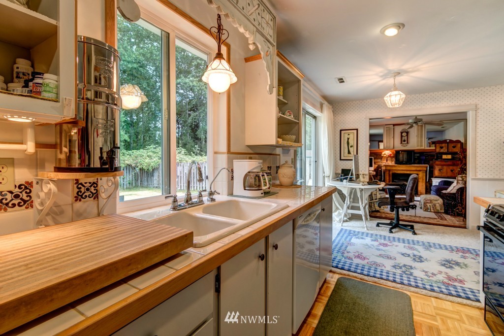 22503 20th Avenue Southeast Bothell, WA 98021 - Photo 12 of 18
