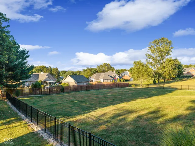 $619,000 | 8604 East County Road 200 North, Seymour, IN 47274