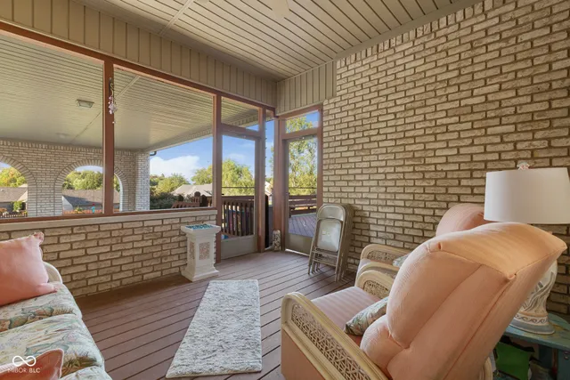 $619,000 | 8604 East County Road 200 North, Seymour, IN 47274