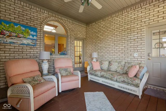 $619,000 | 8604 East County Road 200 North, Seymour, IN 47274