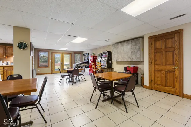 $619,000 | 8604 East County Road 200 North, Seymour, IN 47274