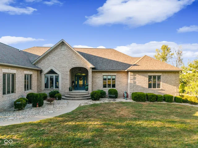 $619,000 | 8604 East County Road 200 North, Seymour, IN 47274