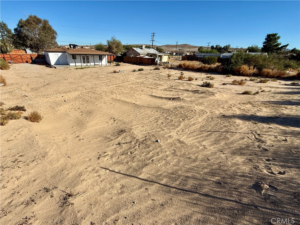 35010 Cedar Road Barstow, CA 92311 - Photo 13 of 14 a view of ocean view