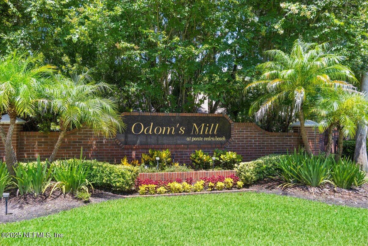 840 Mill Stream Road Ponte Vedra Beach, FL 32082 - Photo 24 of 29 a view of front of a house with a yard