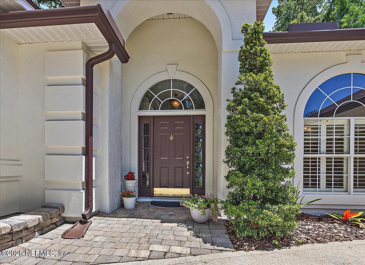840 Mill Stream Road Ponte Vedra Beach, FL 32082 - Photo 3 of 29 a view of entryway with a front door