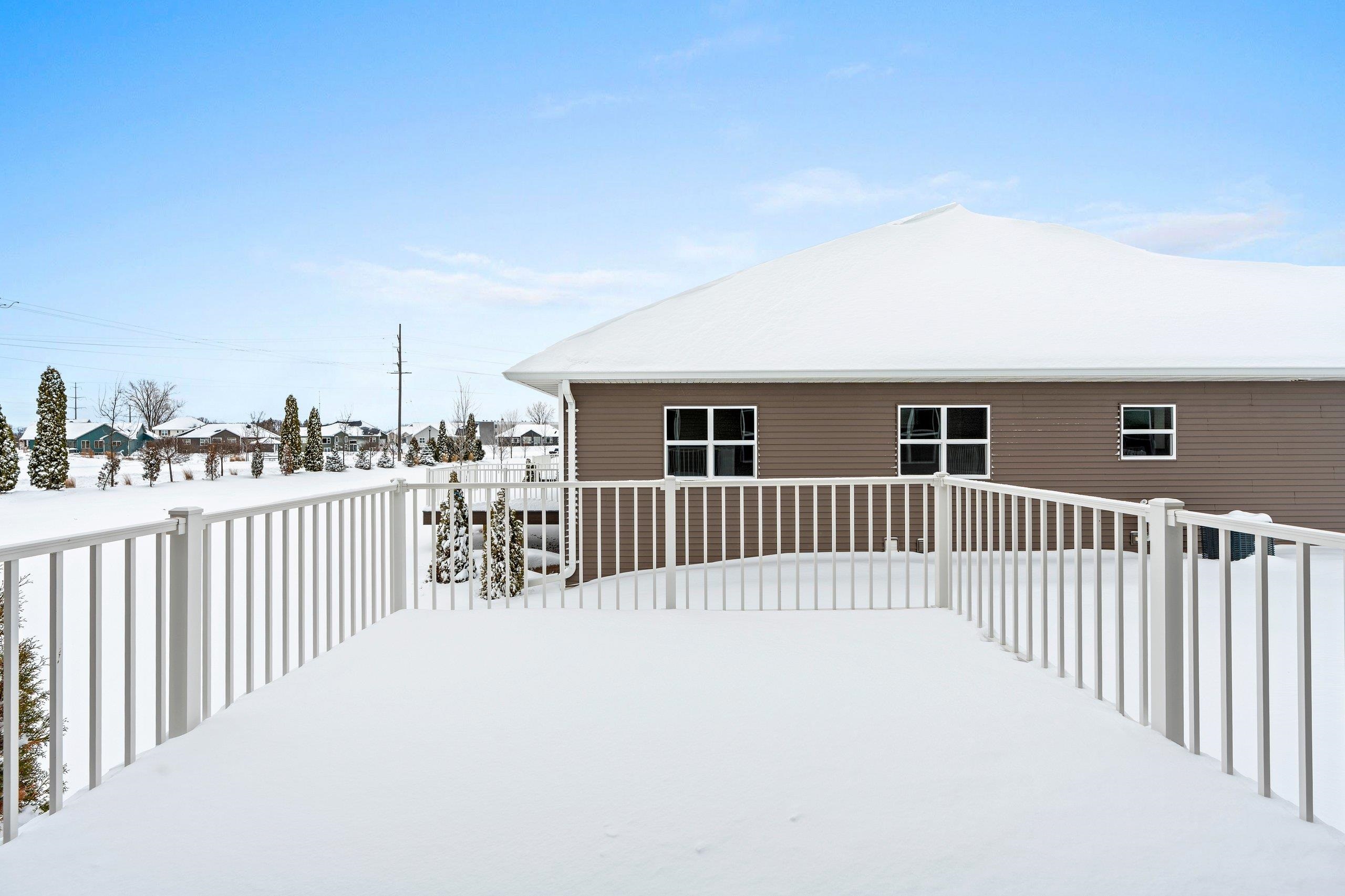 499 Papermill Circle Kimberly, WI 54136 - Photo 9 of 58