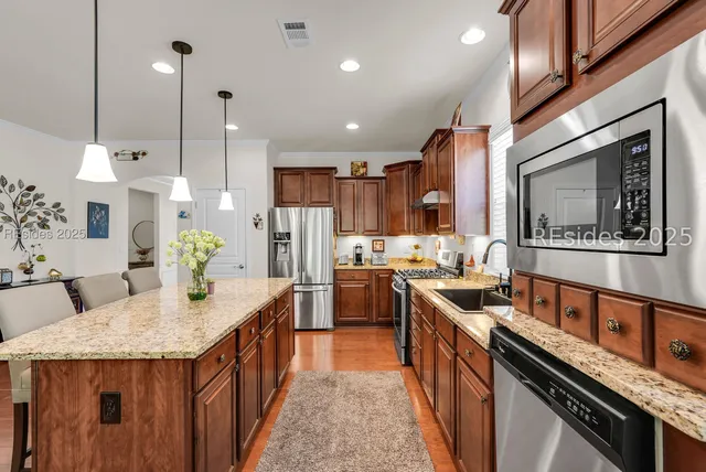 $529,000 | 895 Knollwood Court, Okatie, SC 29909