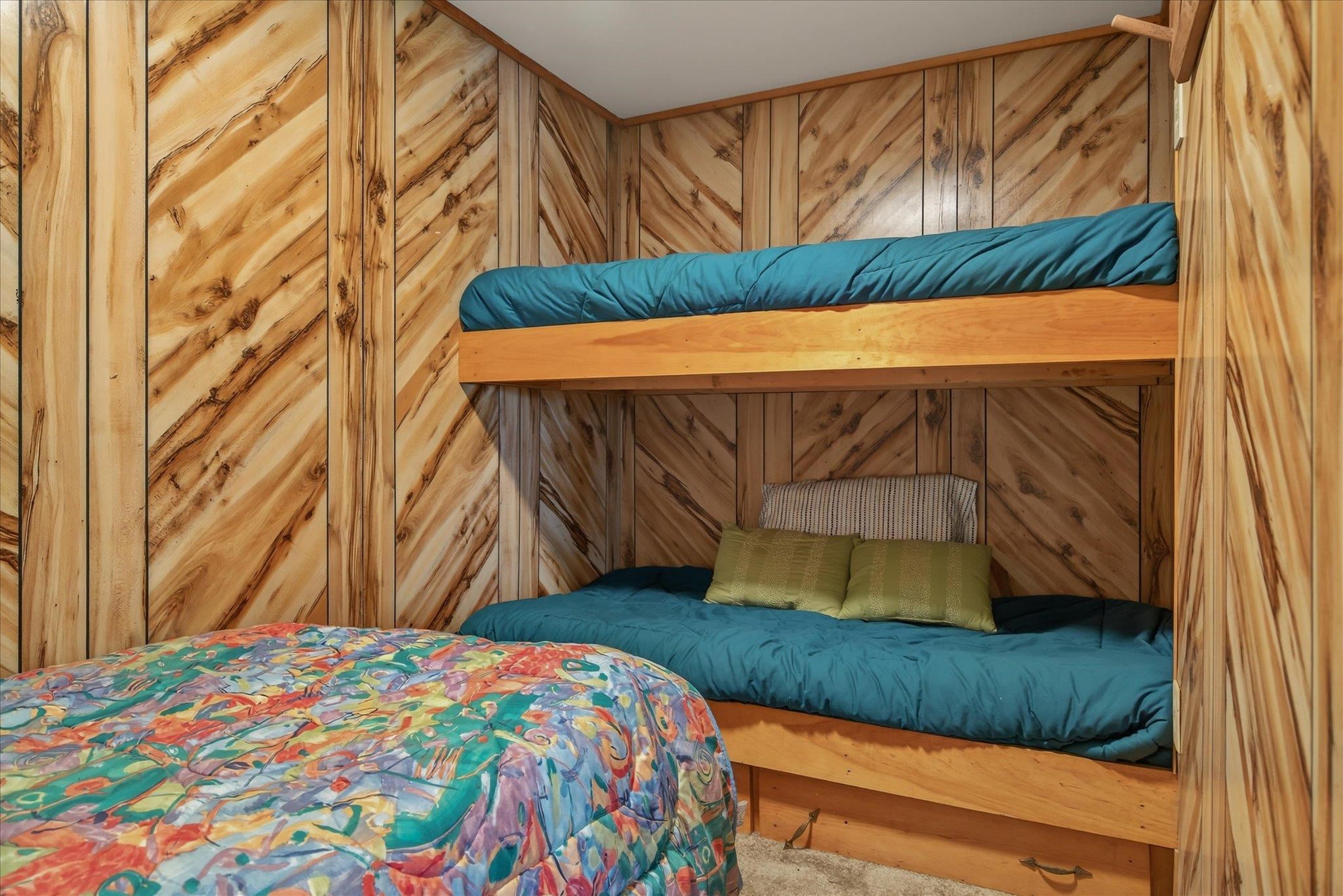 35 Birch Road Londonderry, VT 05148 - Photo 14 of 49