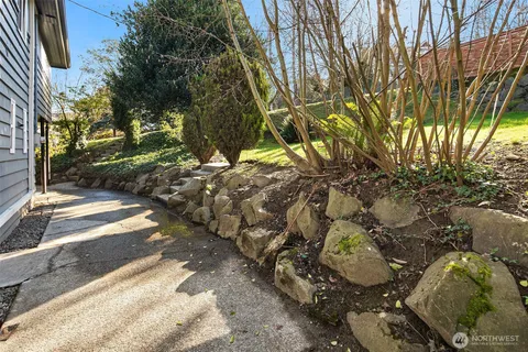 $875,000 | 9277 Spear Place South, Seattle, WA 98118