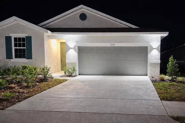 $330,000 | 1220 Mattie Pointe Boulevard, Auburndale, FL 33823