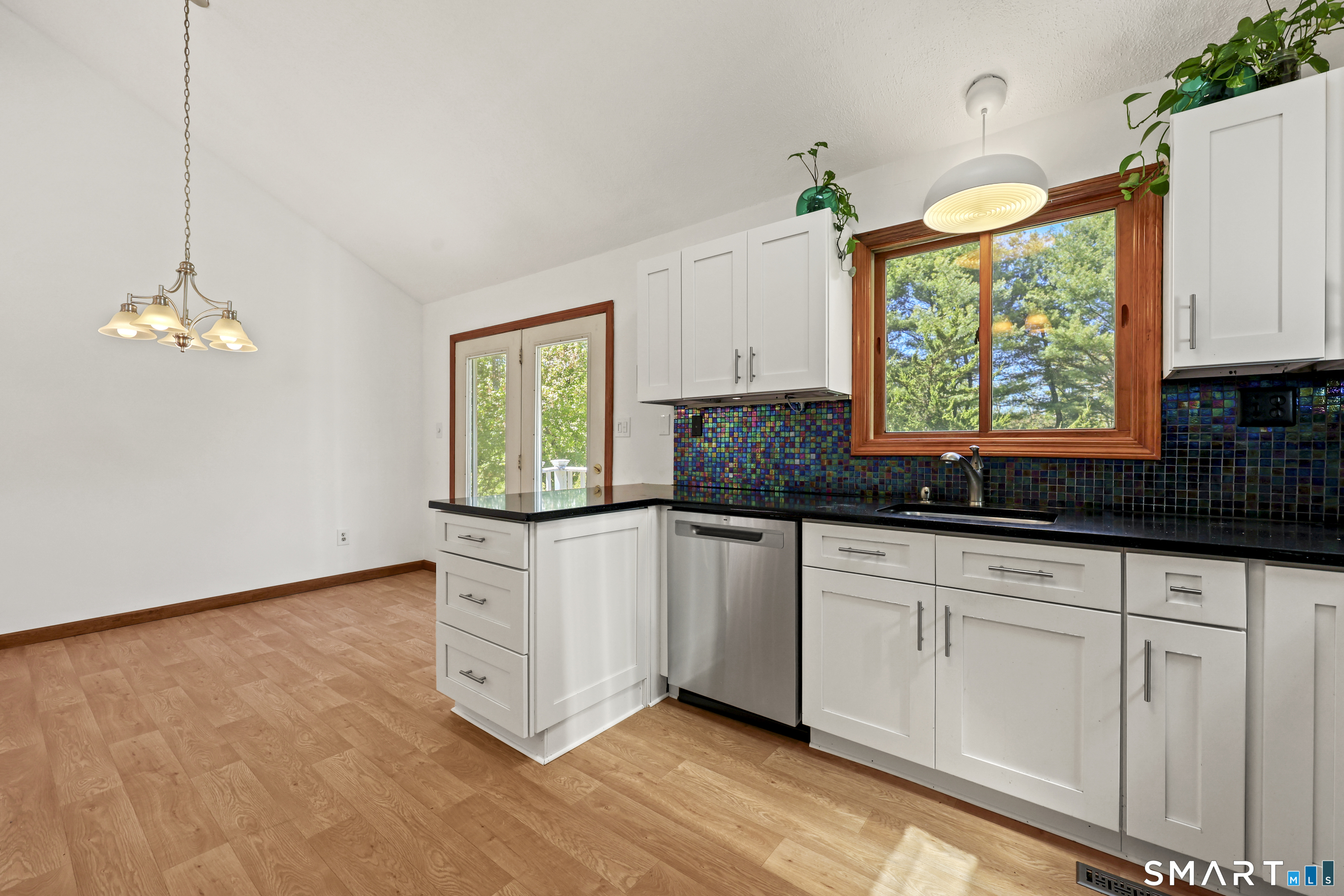 419 Birge Park Road Harwinton, CT 06791 - Photo 5 of 36