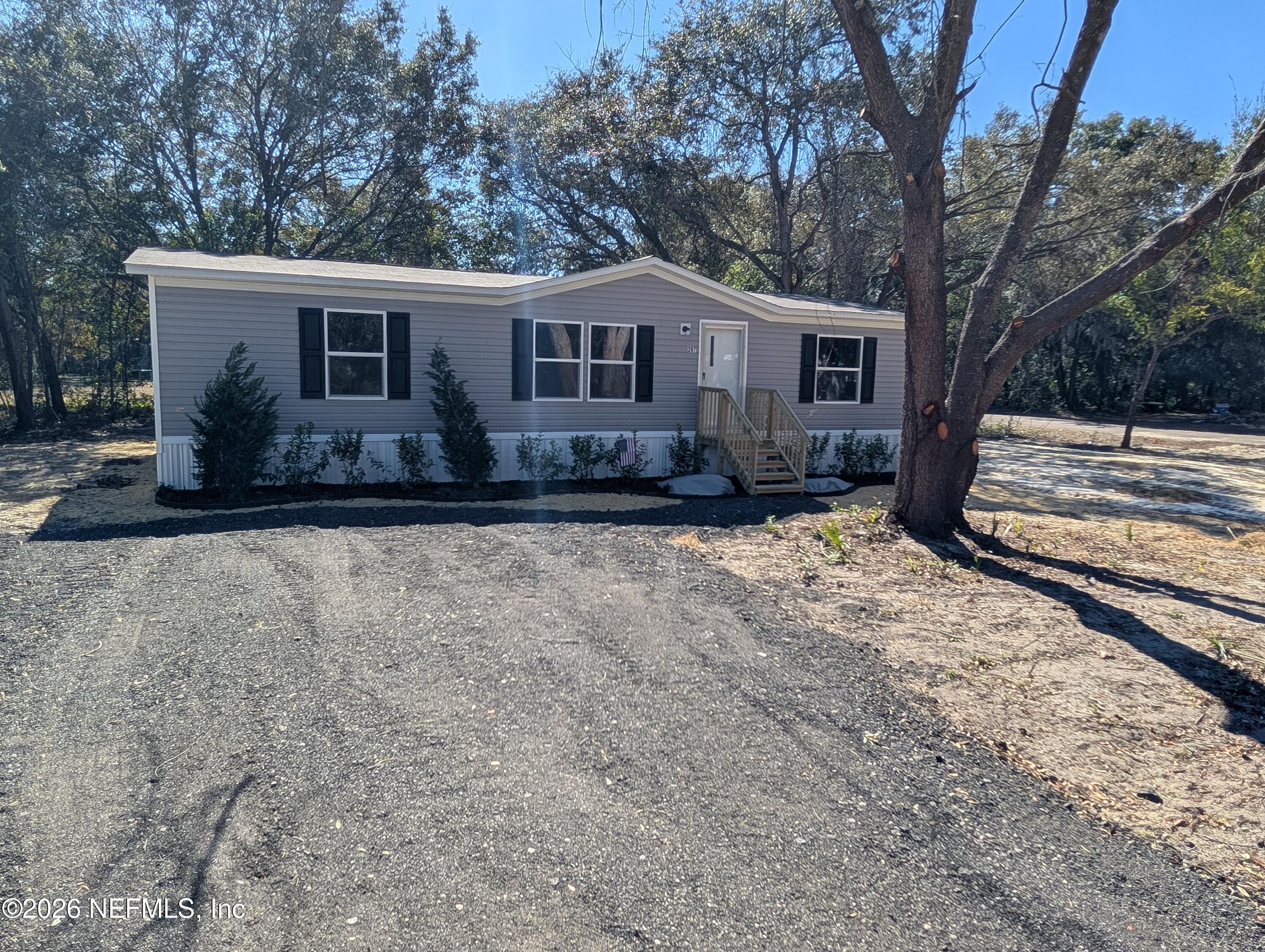 207 Ash Street Interlachen, FL 32148 - Photo 1 of 21 FRONT STREET VIEW
