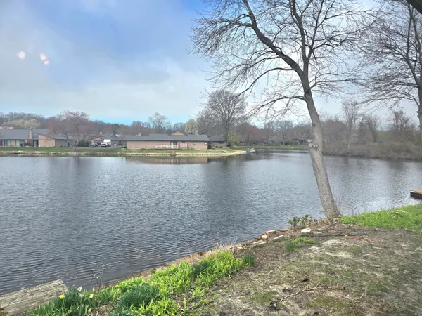 $499,900 | 139 Shorewood Drive, Michigan City, IN 46360