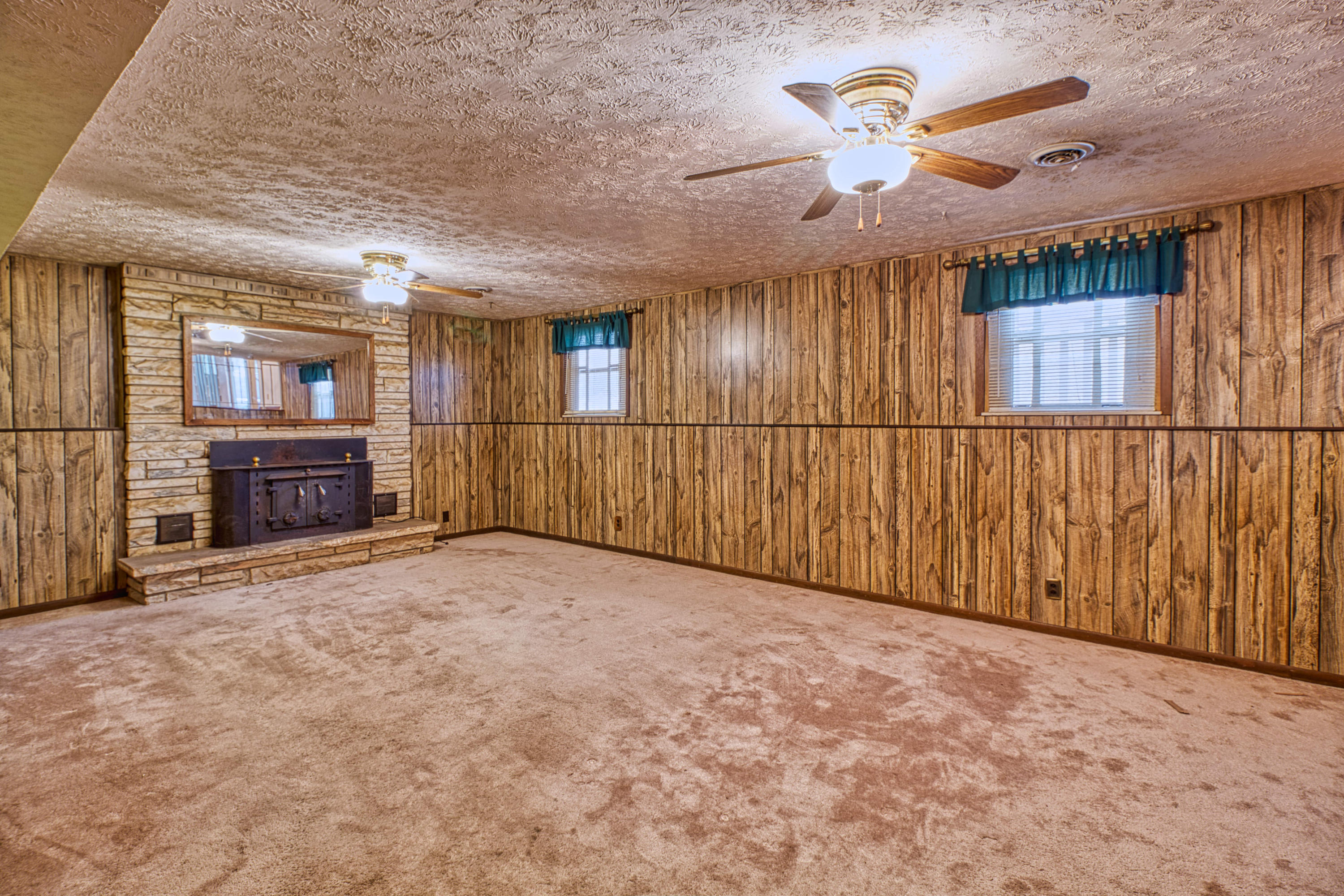 199 Davidson Hollow Road Heiskell, TN 37754 - Photo 8 of 30 IMG_8087