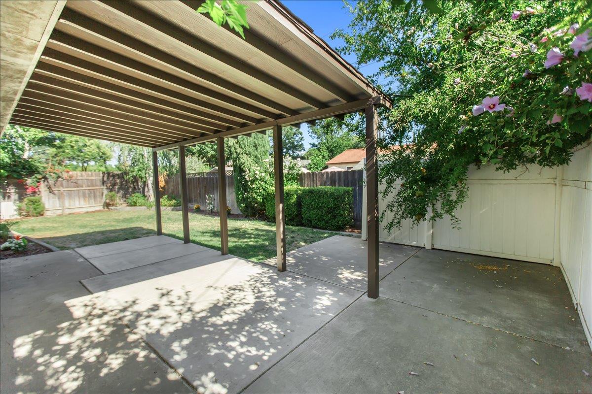 1213 Adel Street Modesto, CA 95350 - Photo 36 of 41