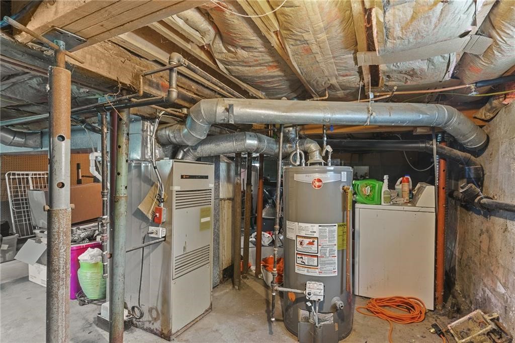 430 Beach Avenue Warwick, RI 02889 - Photo 13 of 44