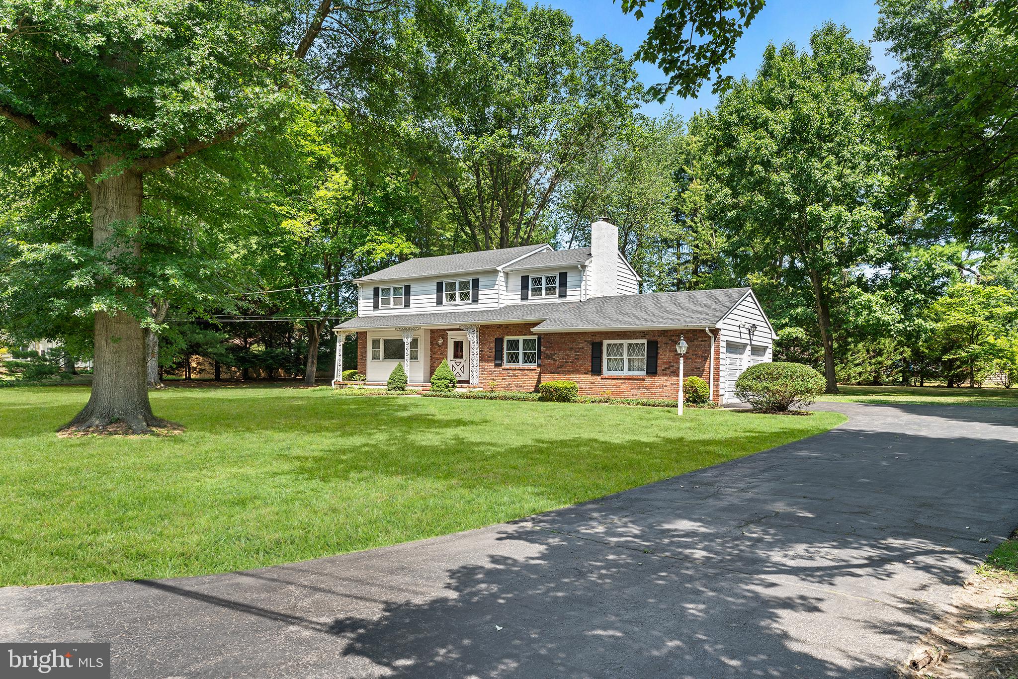 13 Windmere Path Robbinsville, NJ 08691 - Photo 5 of 43