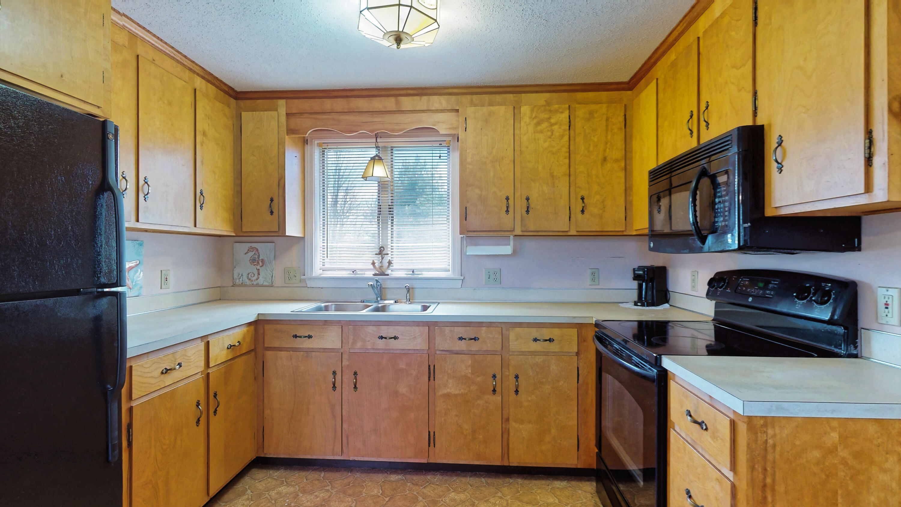 24 Milliken Road Scarborough, ME 04074 - Photo 16 of 38 Kitchen