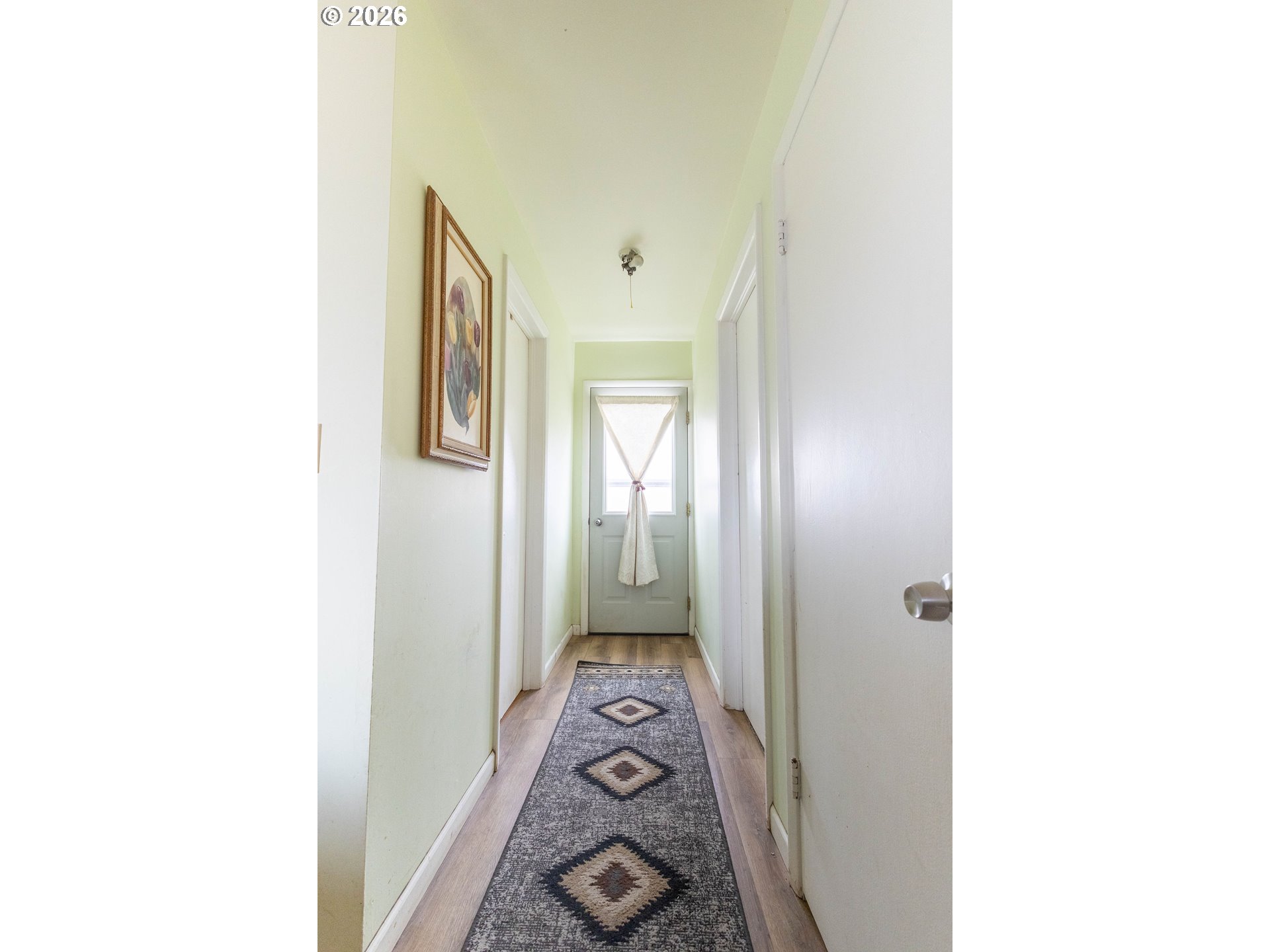 63150 Booth Lane La Grande, OR 97850 - Photo 13 of 29 a view of a hallway with closet