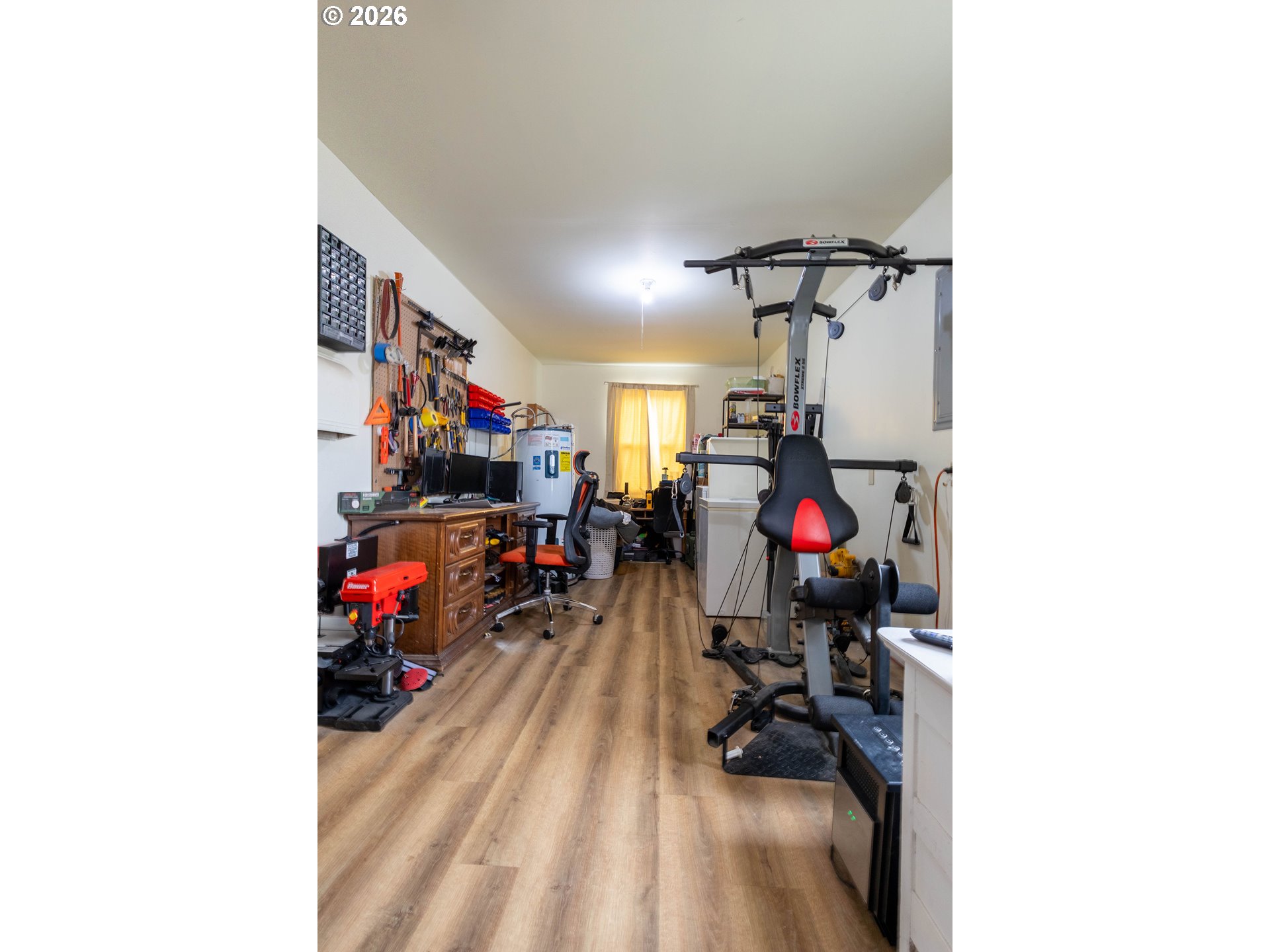63150 Booth Lane La Grande, OR 97850 - Photo 18 of 29 a view of a room with gym equipment