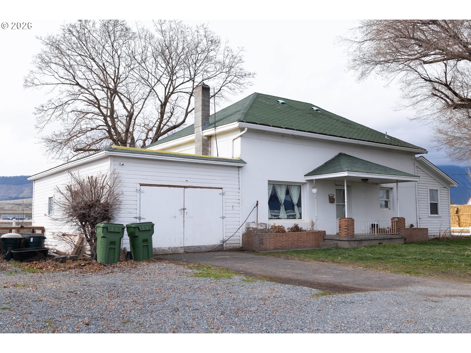 63150 Booth Lane La Grande, OR 97850 - Photo 27 of 29 a view of a yard in front view of a house