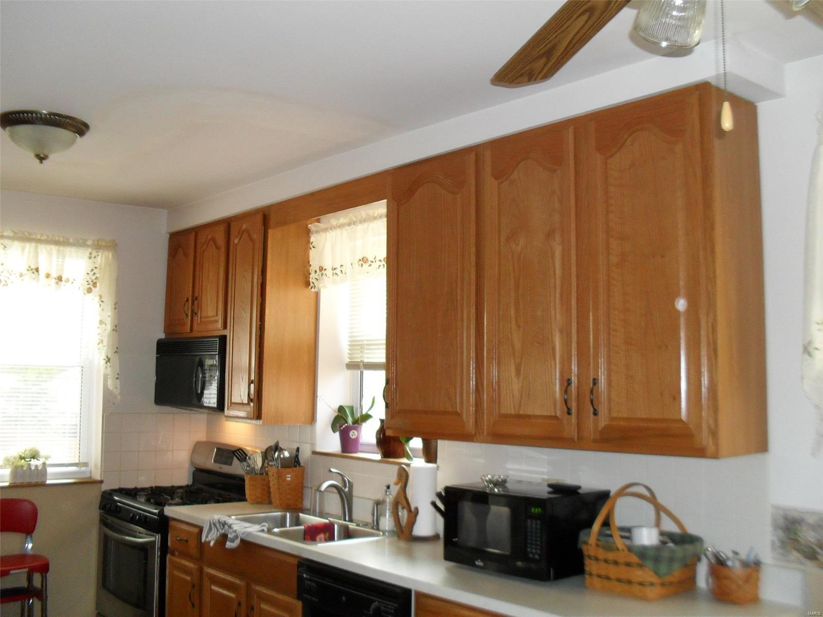 1332 Telegraph Road St. Louis, MO 63125 - Photo 2 of 14 Gallery Image 2