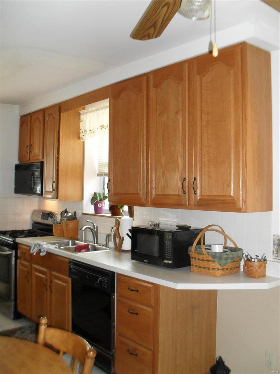 1332 Telegraph Road St. Louis, MO 63125 - Photo 5 of 14 Gallery Image 5