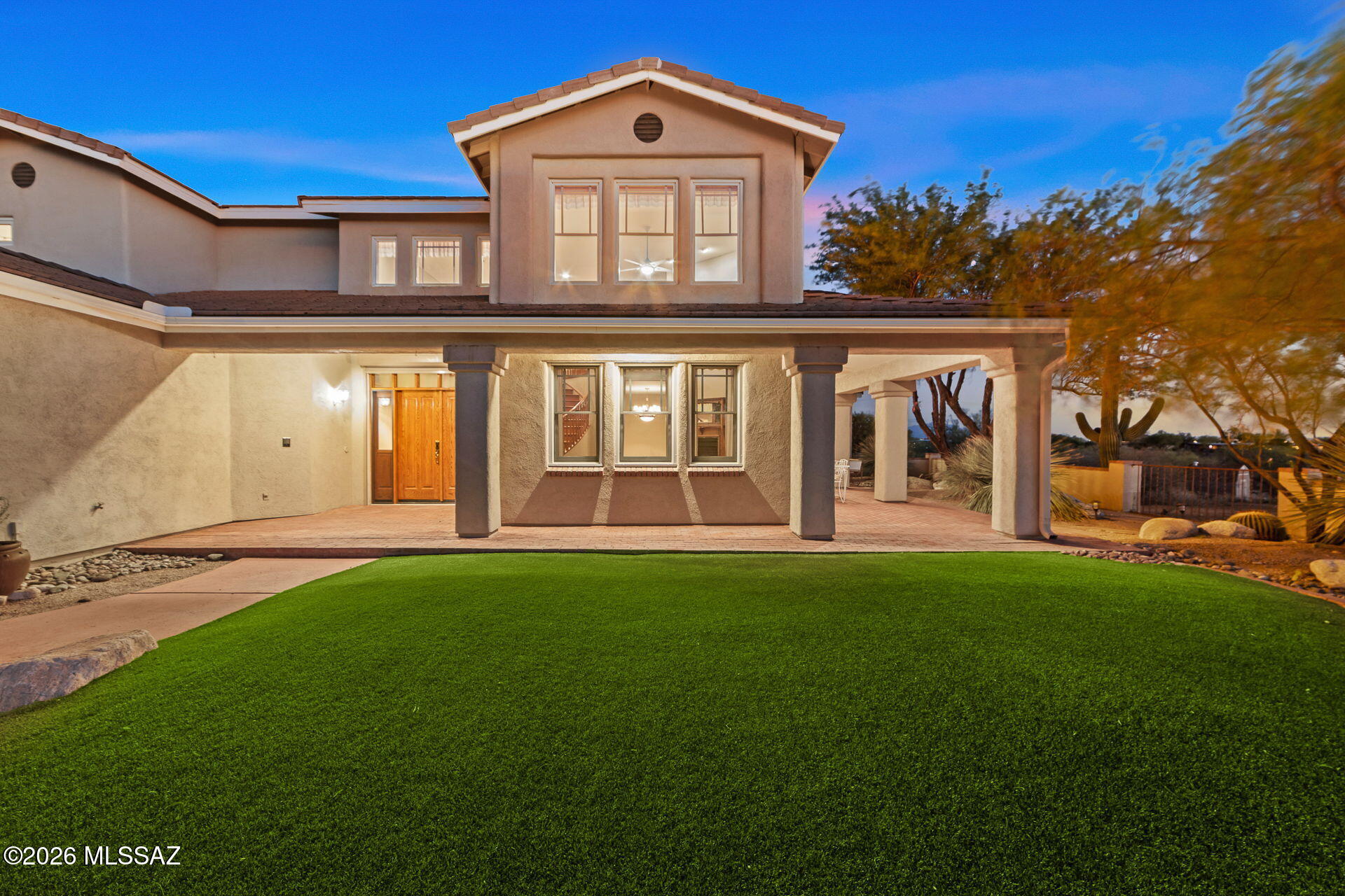 3380 South Hunters Run Tucson, AZ 85730 - Photo 4 of 47 Front-B