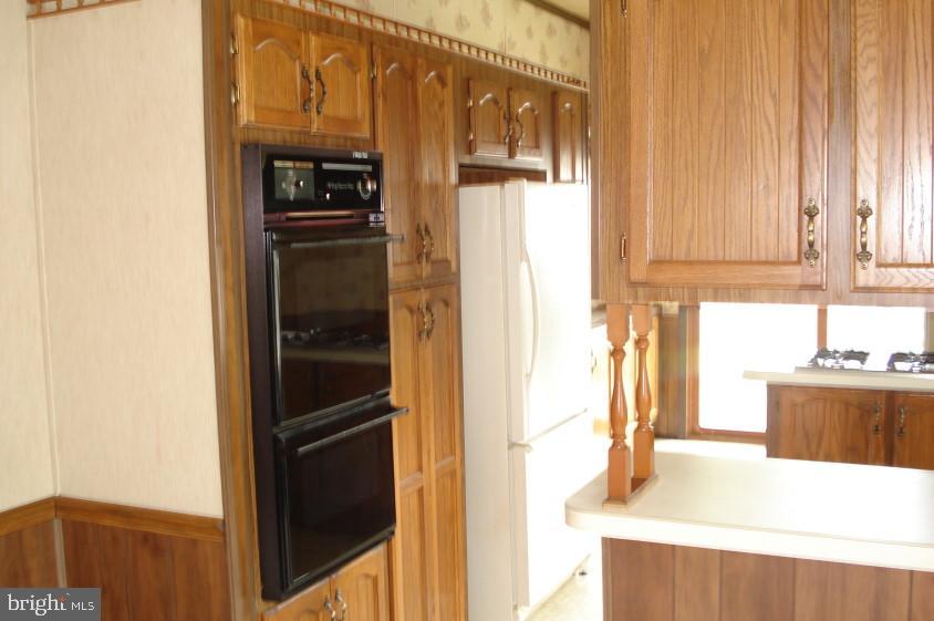 282 South Reading Road Ephrata, PA 17522 - Photo 6 of 16 Gallery Image 6