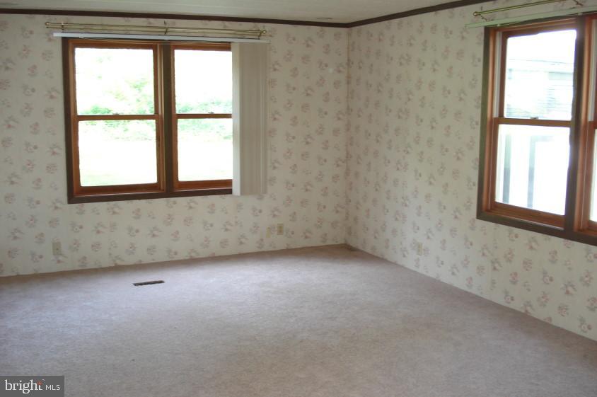 282 South Reading Road Ephrata, PA 17522 - Photo 10 of 16 Gallery Image 10
