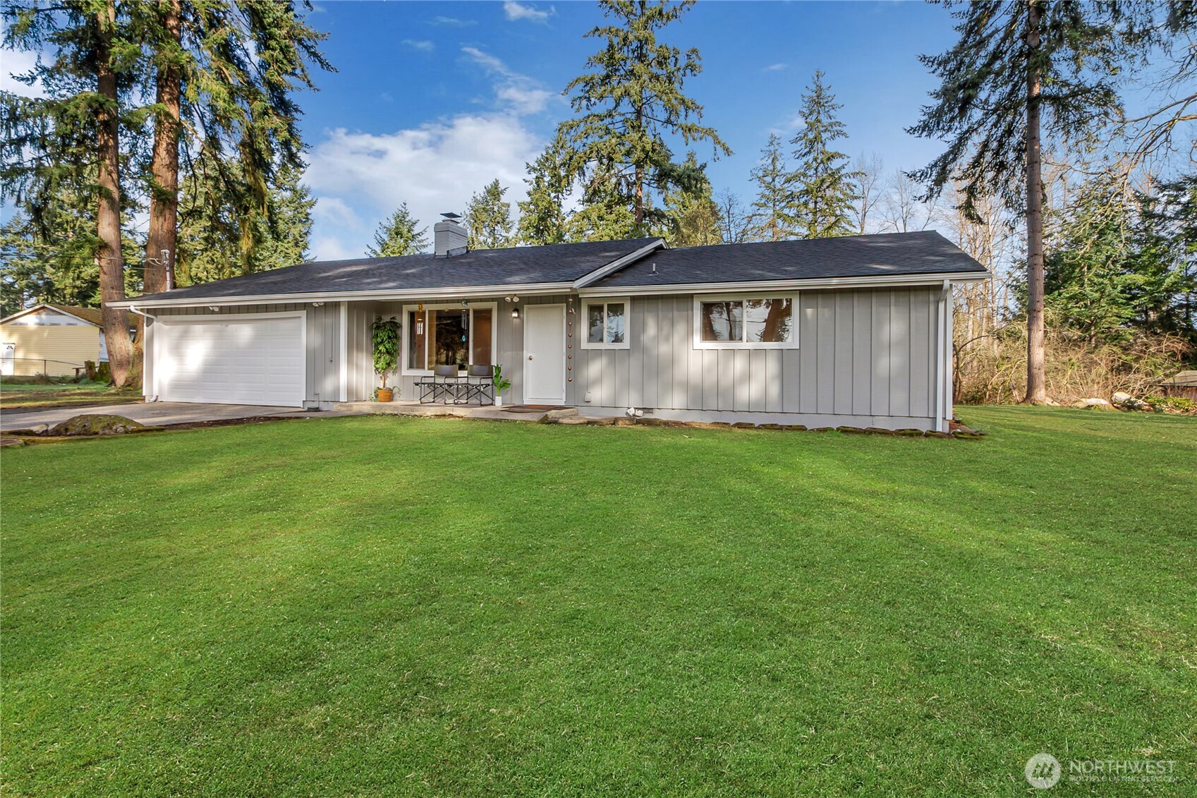 3205 192nd Street East Tacoma, WA 98446 - Photo 2 of 32