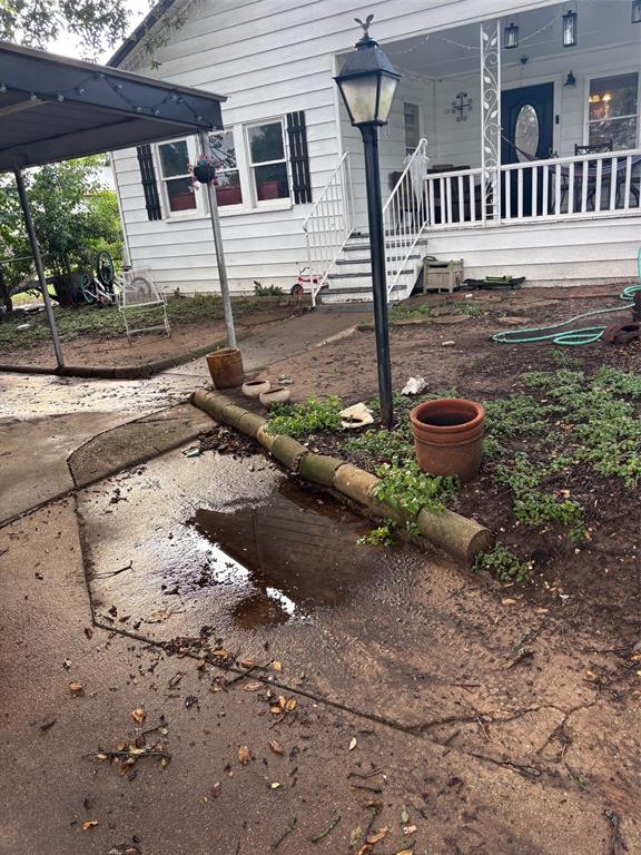1528-1532 McFerrin Avenue Waco, TX 76708 - Photo 5 of 21 a front view of a house with garden
