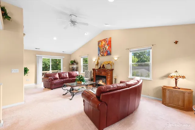 $425,000 | 2819 Sun Valley Drive, Cary, IL 60013