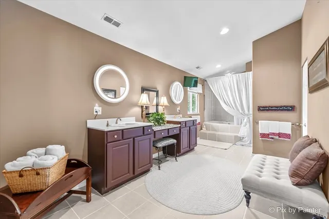 $425,000 | 2819 Sun Valley Drive, Cary, IL 60013