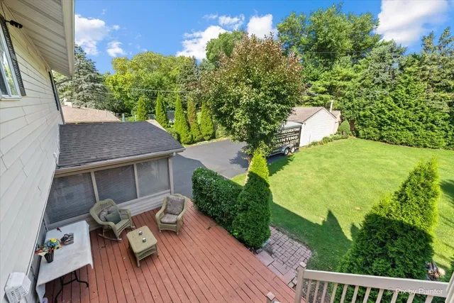 $425,000 | 2819 Sun Valley Drive, Cary, IL 60013