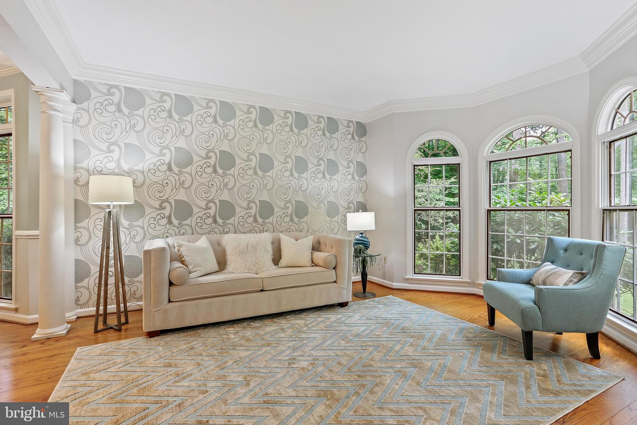 11843 Linden Chapel Road Clarksville, MD 21029 - Photo 19 of 128 a living room with furniture and a large window