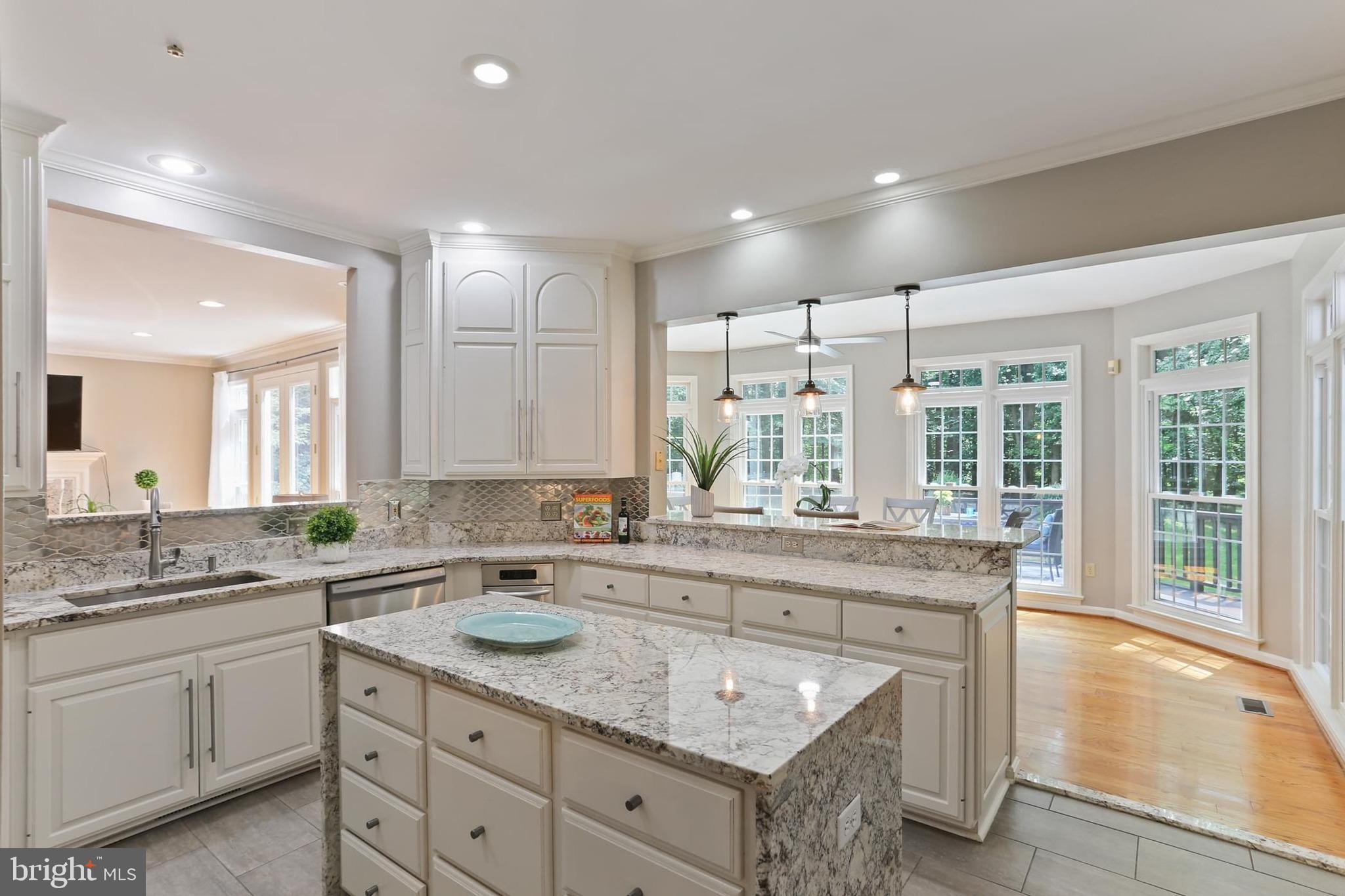 11843 Linden Chapel Road Clarksville, MD 21029 - Photo 22 of 115 Renovated kitchen