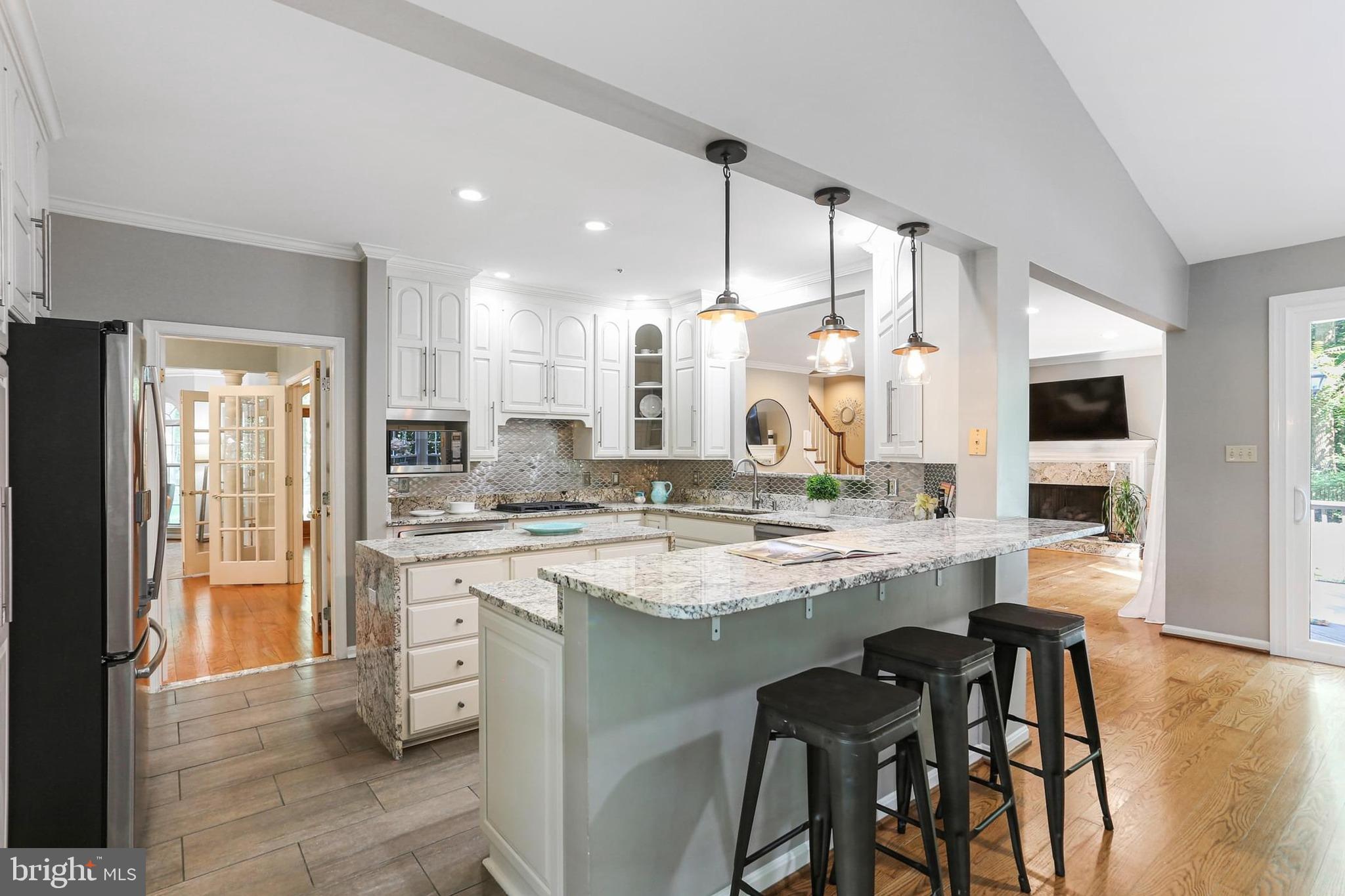 11843 Linden Chapel Road Clarksville, MD 21029 - Photo 27 of 115 Opens to the family room