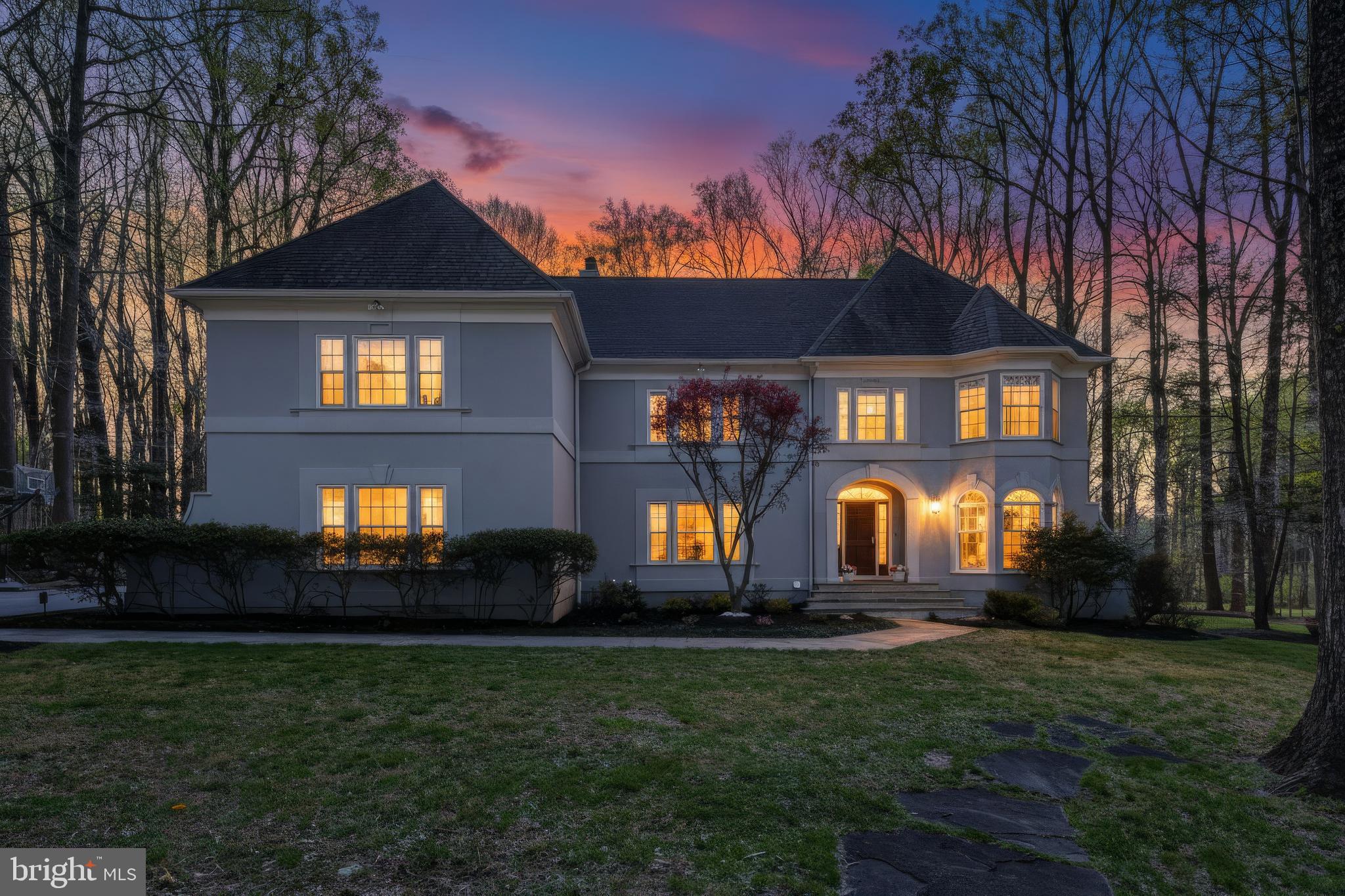 11843 Linden Chapel Road Clarksville, MD 21029 - Photo 10 of 128 a front view of a house with a yard