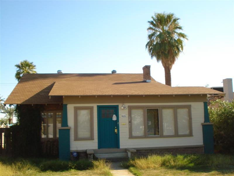 905 East Granada Road Phoenix, AZ 85006 - Photo 1 of 8 Front