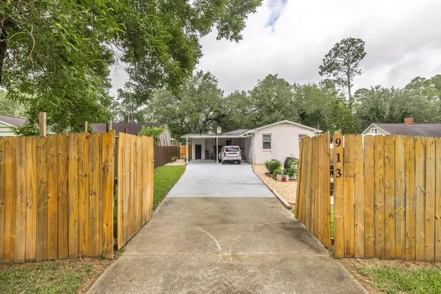 $330,000 | 913 7th Avenue, Albany, GA 31701
