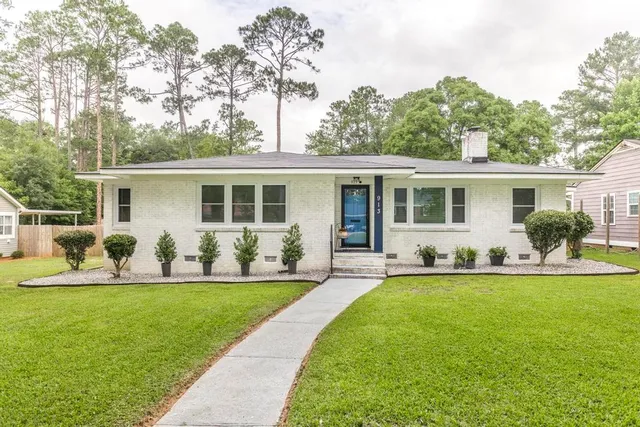 $330,000 | 913 7th Avenue, Albany, GA 31701